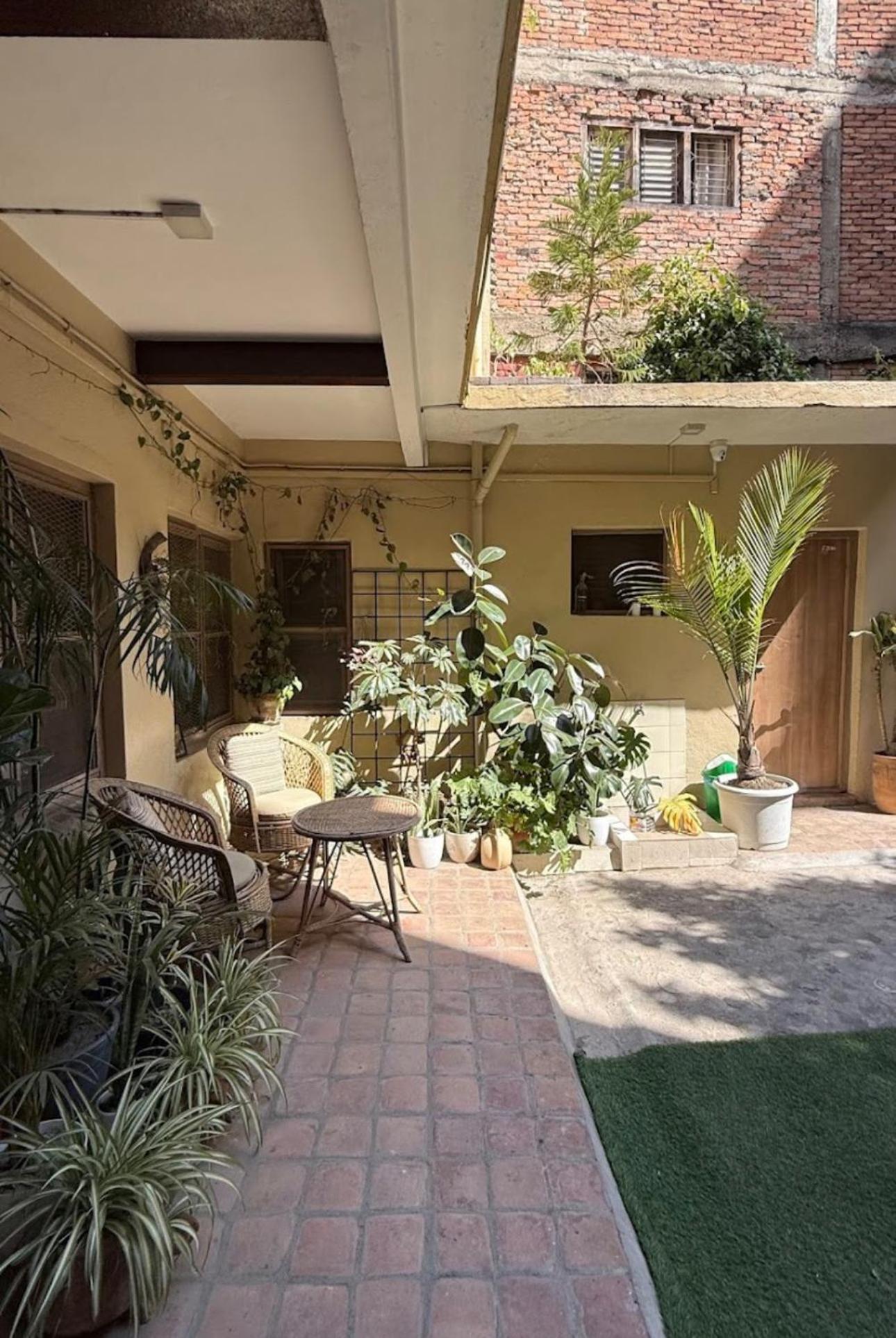 The Melo Pomelo Courtyard. Catmandu Exterior foto