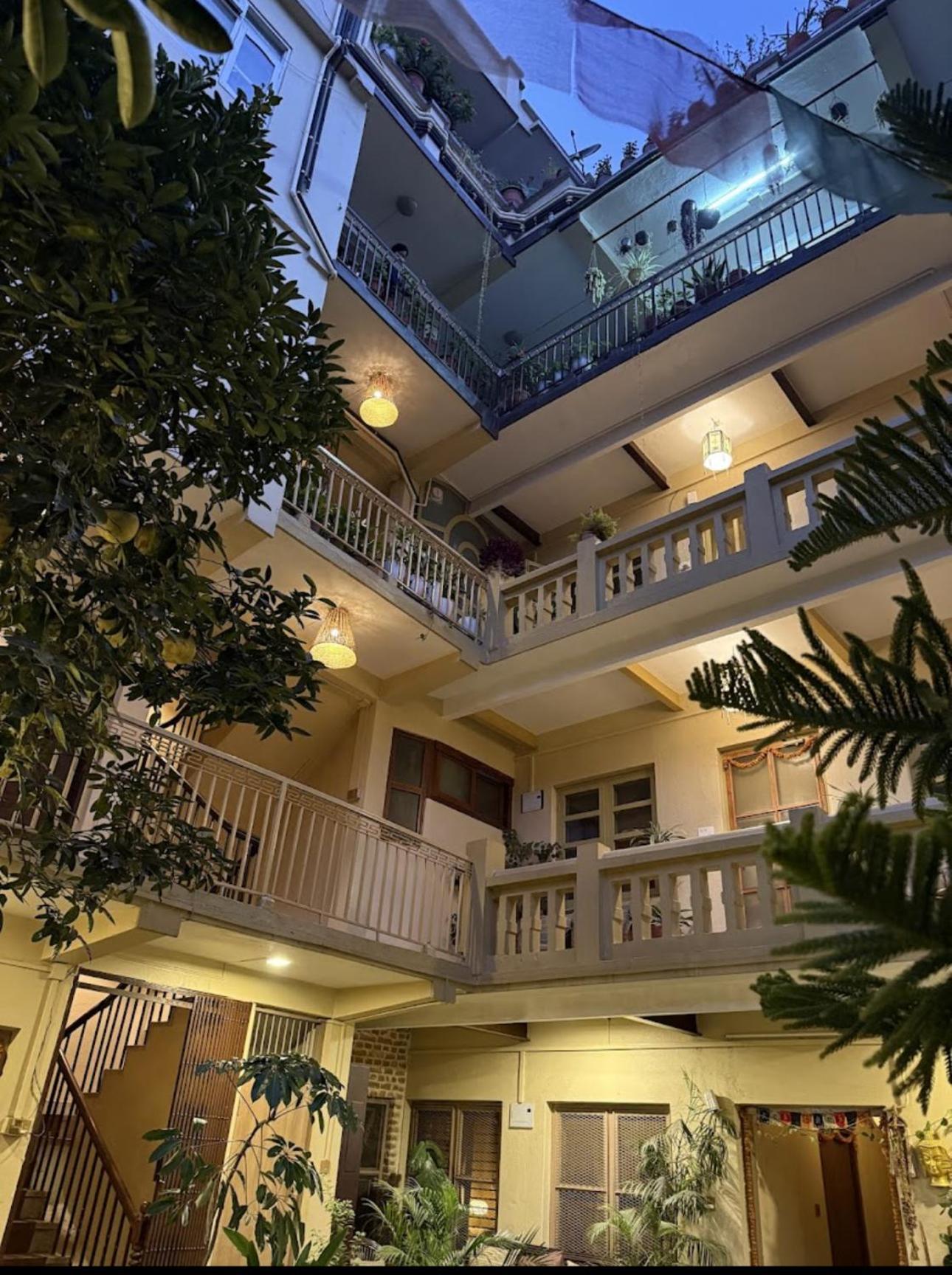 The Melo Pomelo Courtyard. Catmandu Exterior foto