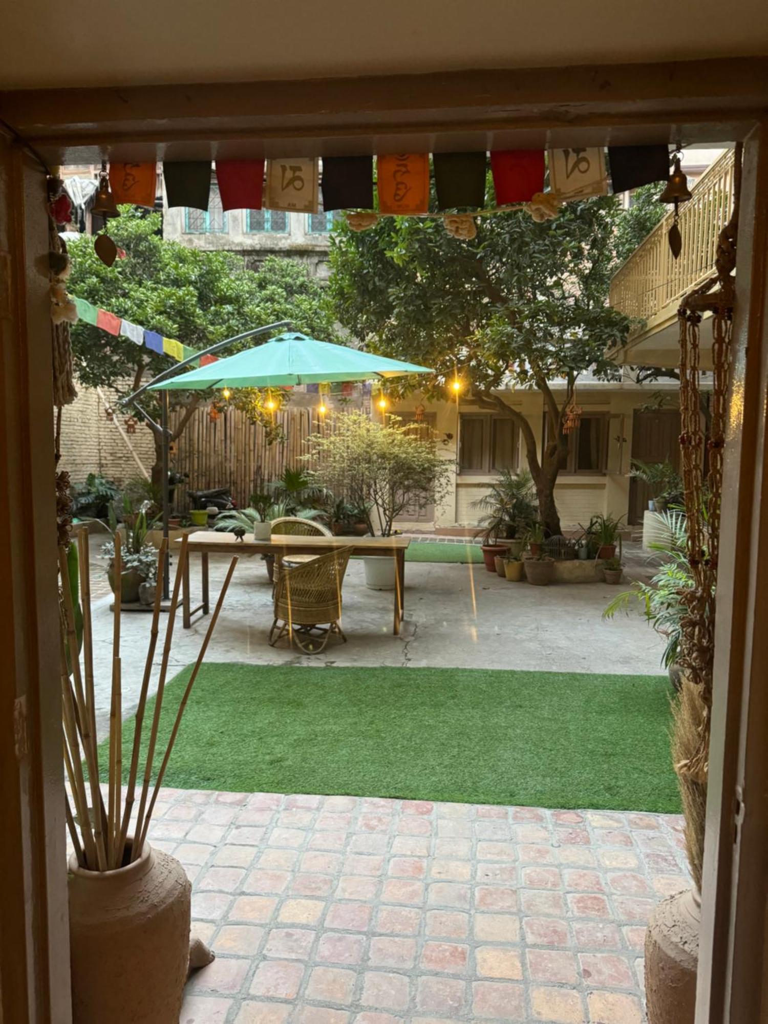 The Melo Pomelo Courtyard. Catmandu Exterior foto